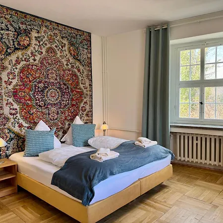 Oda ve Kahvaltı Kavaliershaus Neben Schloss Rauenstein Lengefeld (Saxony)