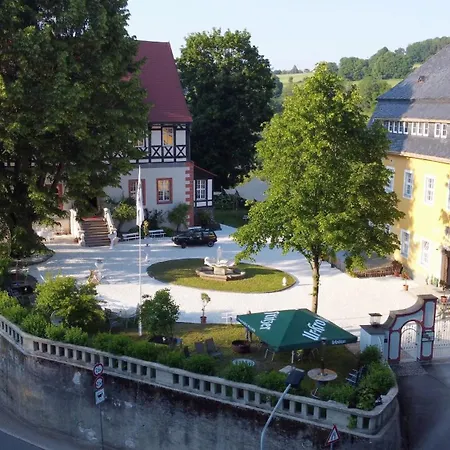Oda ve Kahvaltı Kavaliershaus Neben Schloss Rauenstein