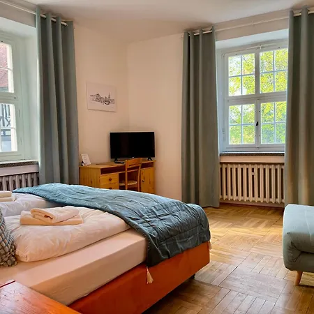 Oda ve Kahvaltı Kavaliershaus Neben Schloss Rauenstein 3*