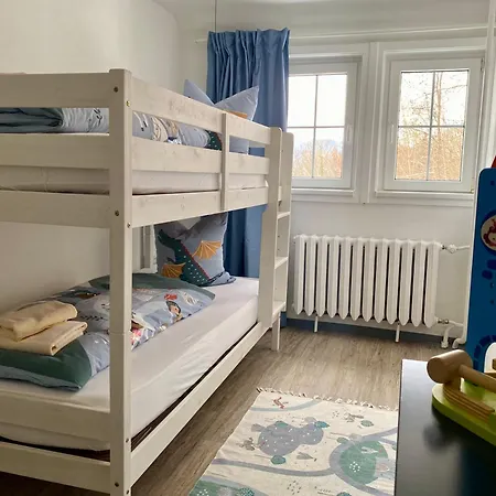 Kavaliershaus Neben Schloss Rauenstein Oda ve Kahvaltı 3*