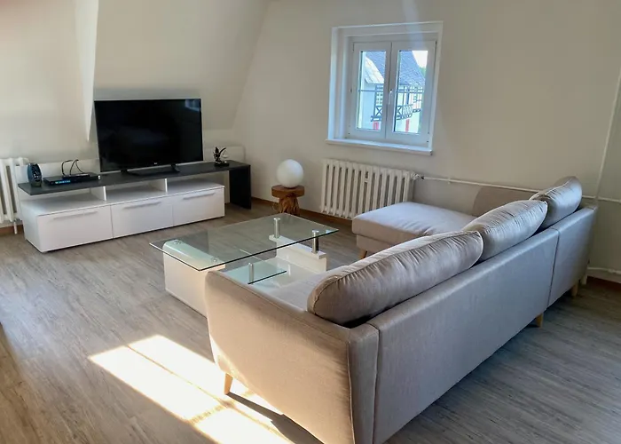 Kavaliershaus Neben Schloss Rauenstein Lengefeld (Saxony)